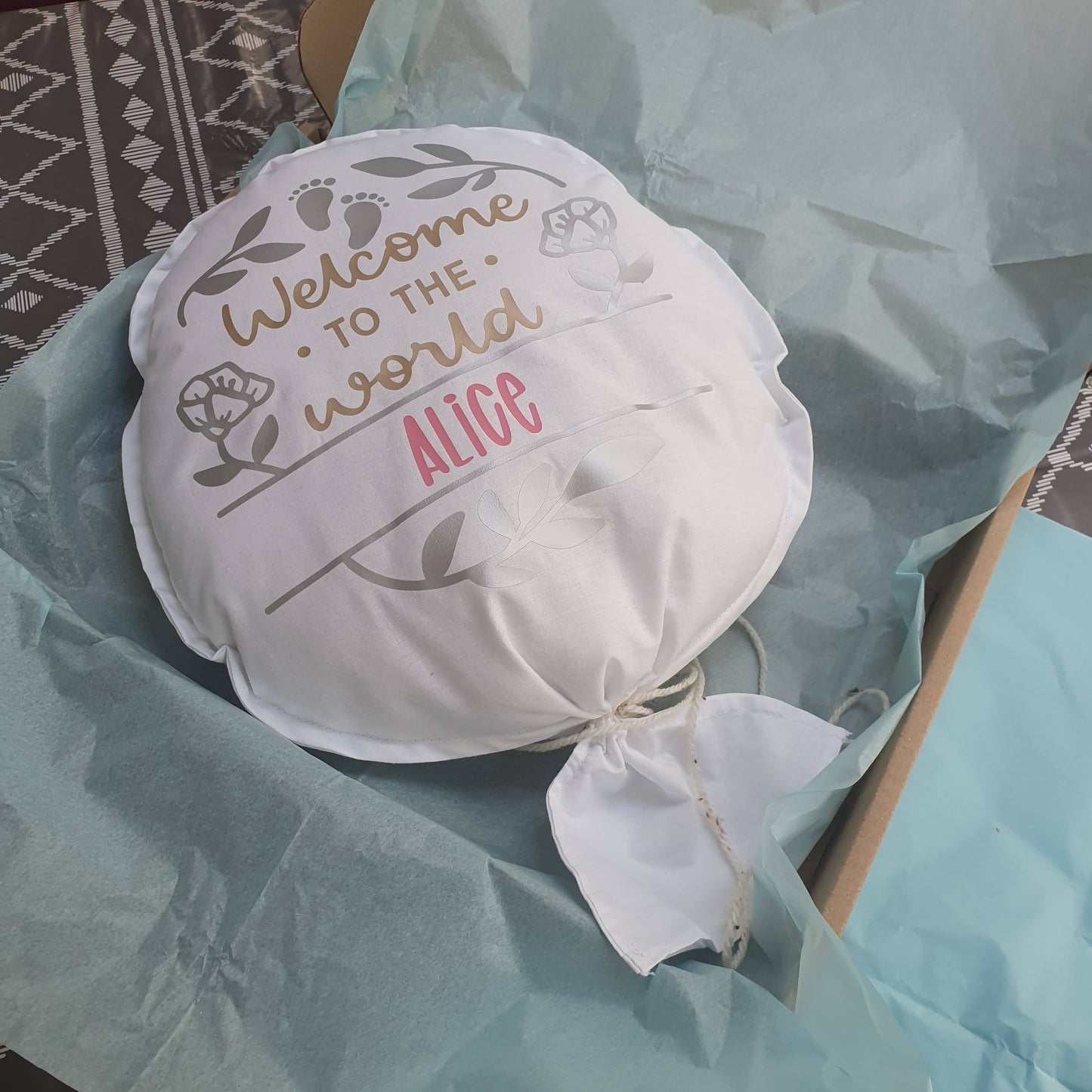 "Welcome to the world" fabric balloon