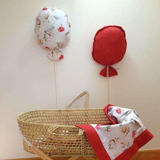 Gift set of 4: Blanket, sheet and 2 balloons, Cotton flowers