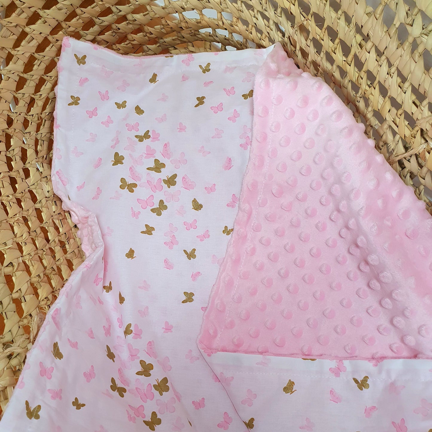 Gift set of 2: Baby blanket and balloon, Butterflies Pink