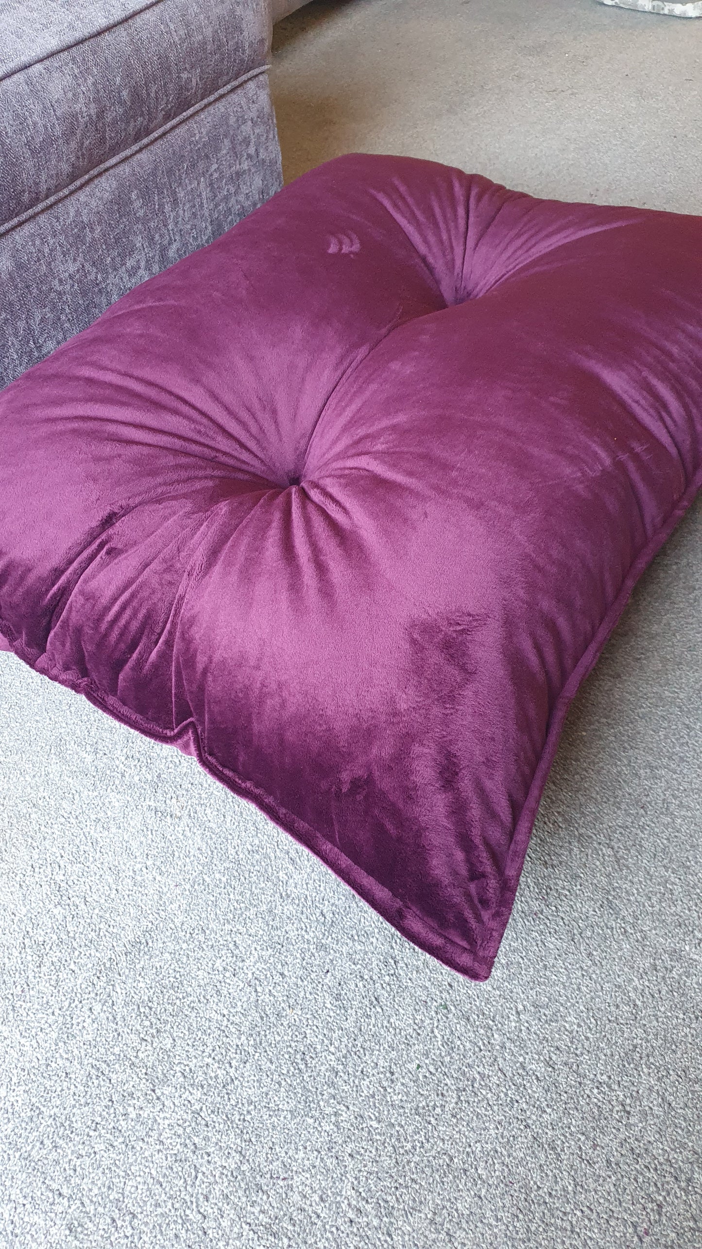 Floor sofa Grape wine 95x75 cm