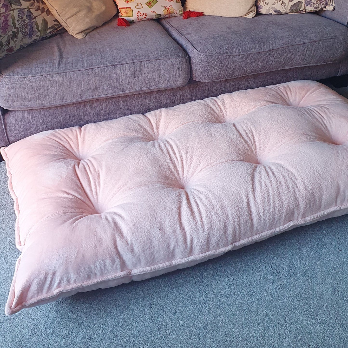 Pink Floor sofa Sleepover bed