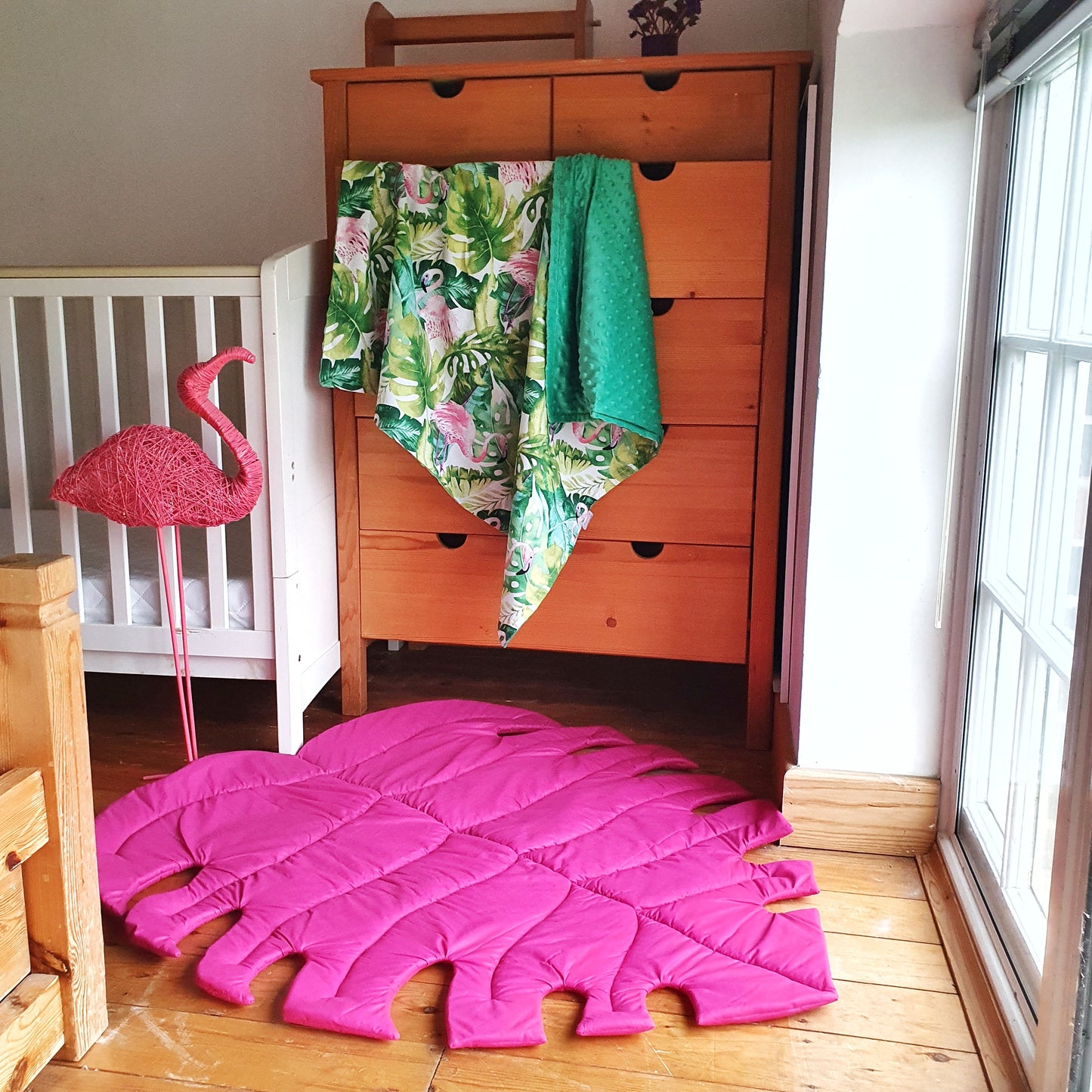 Set of 2 Bright pink Monstera rugs